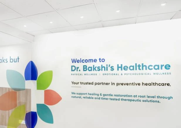 Welcome wall at Dr. Bakshi's Healthcare